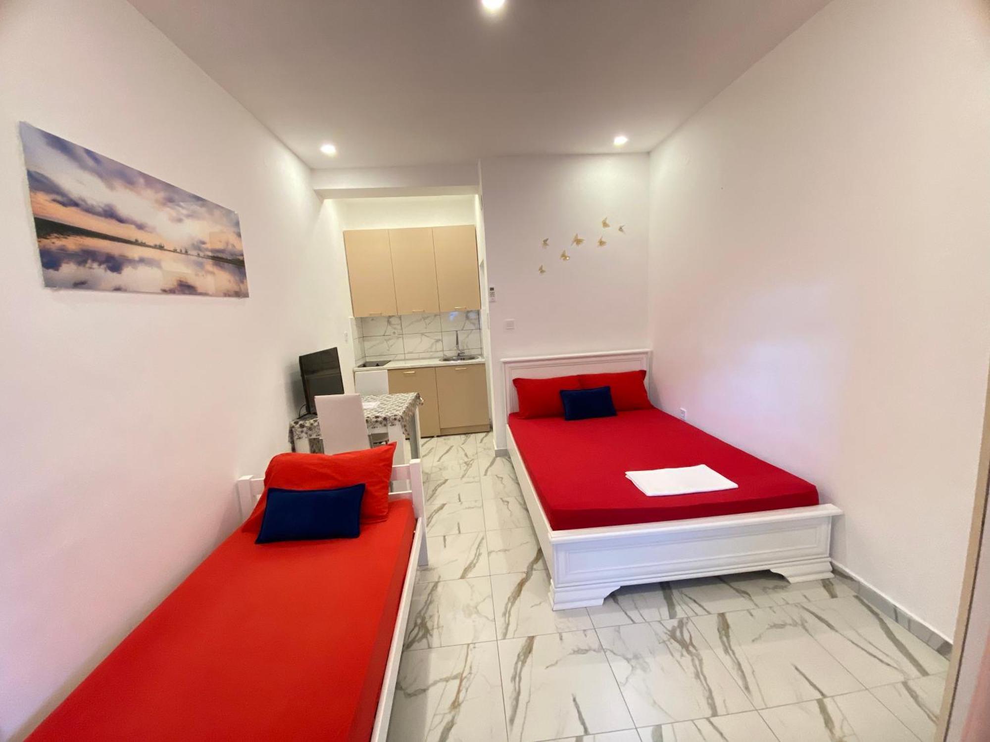 Banicevic Apartmani Ðenovići Exterior foto